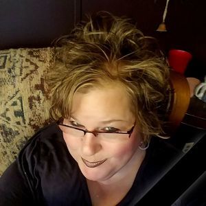 Meet your Posher, Bonnie